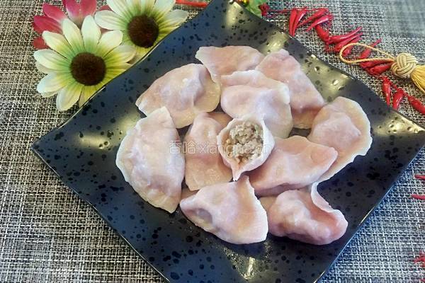 火龙果皮饺子的做法图解5