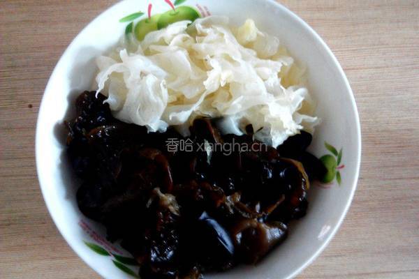 凉拌双耳的做法图解3