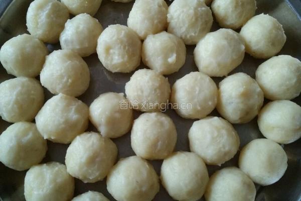 炸土豆球的做法图解3