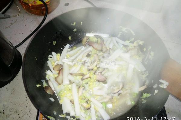 腊肉炒年糕的做法图解6