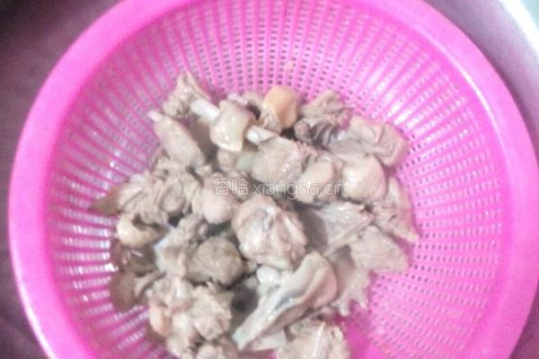 椒香啤酒鸭的做法图解7
