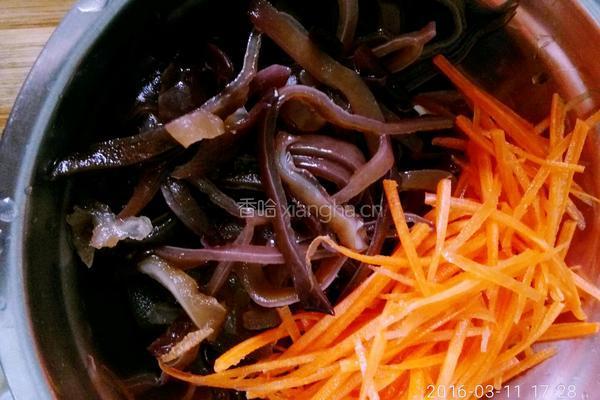 双丝炒肉（家常版）的做法图解2