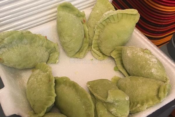 芹菜牛肉饺子的做法图解6