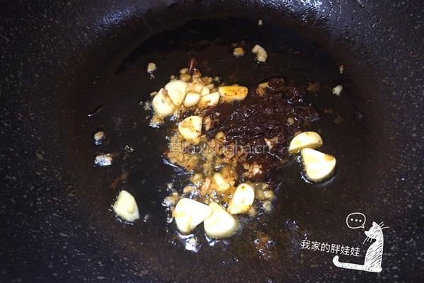 麻婆风味韭菜茄子的做法图解4