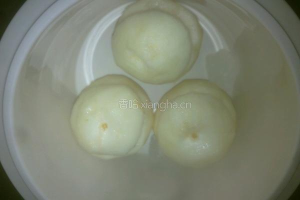 冰糖炖梨的做法图解3