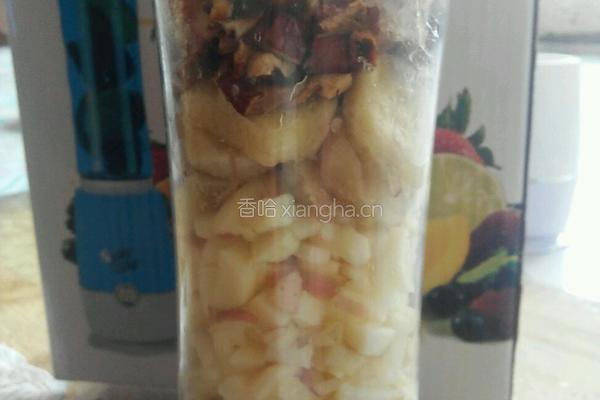水果红枣奶昔的做法图解3