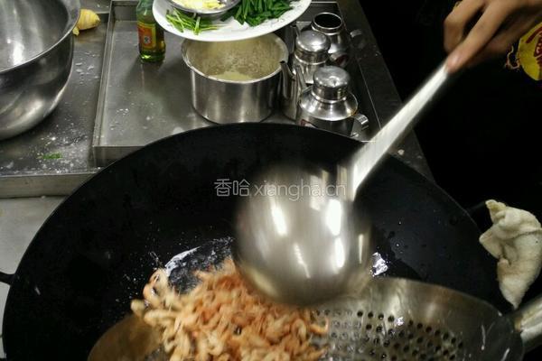 韭菜炒河虾的做法图解8