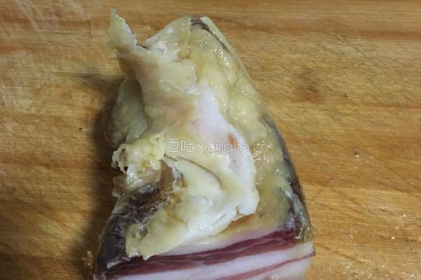 腊肉炖毛笋的做法图解3