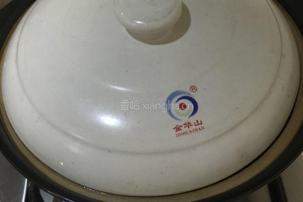 腊肉炖毛笋的做法图解13