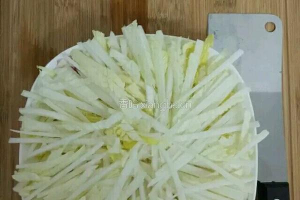食记录02白菜炒粉丝的做法图解1