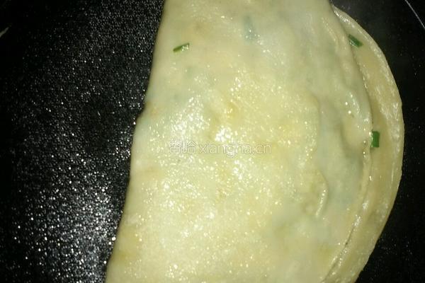 韭菜鸡蛋煎饼的做法图解5