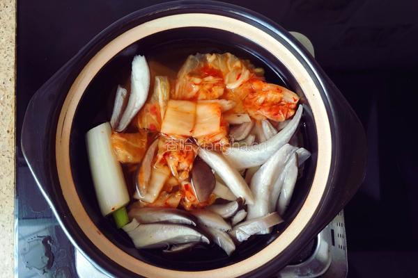 辣白菜干豆腐汤的做法图解3