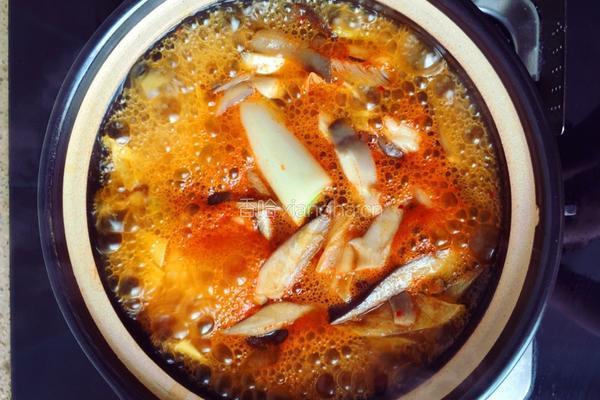 辣白菜干豆腐汤的做法图解5