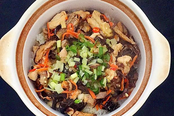 滑鸡煲仔饭的做法图解8
