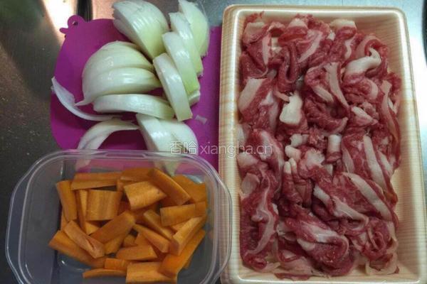 牛肉咖喱的做法图解1