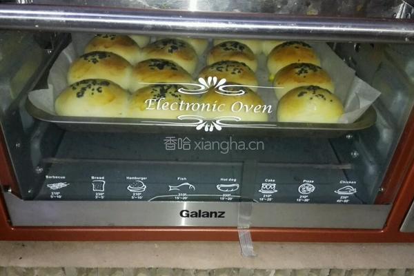 葡萄干小面包的做法图解14