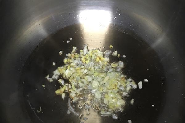 圆头儿土豆炖排骨的做法图解3