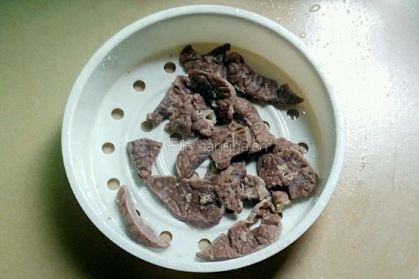 川贝雪梨猪肺汤的做法图解3
