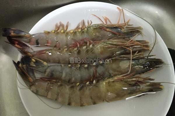 烤青虾的做法图解1