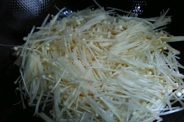 金针菇炒鸡蛋的做法图解5