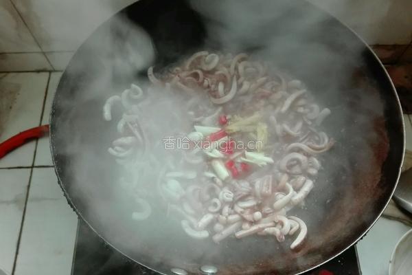 蒜苔鱿鱼丝的做法图解8