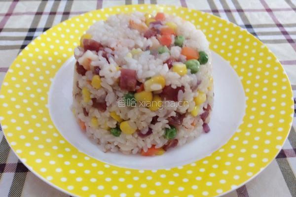 腊肠虾仁什锦炒饭