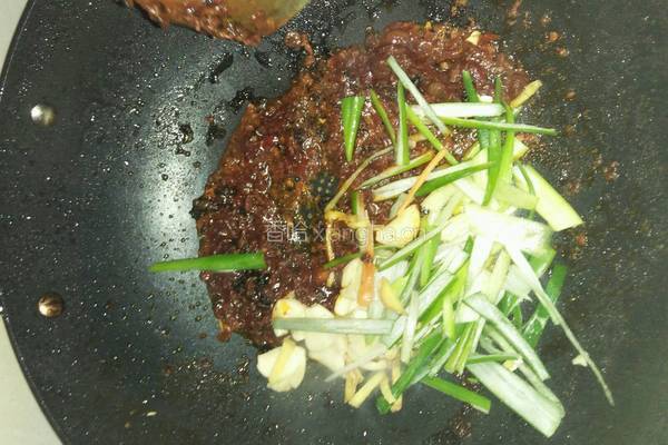 改良版鱼香肉丝的做法图解2