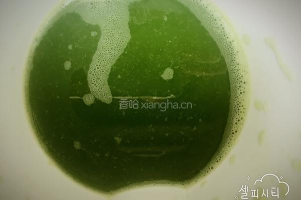 芹菜汁蝴蝶面的做法图解3