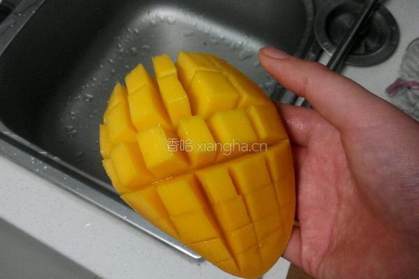 芒果椰膏的做法图解2