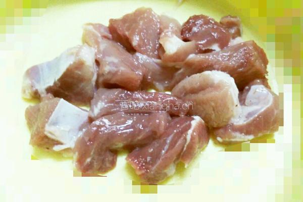 农家小炒肉的做法图解1