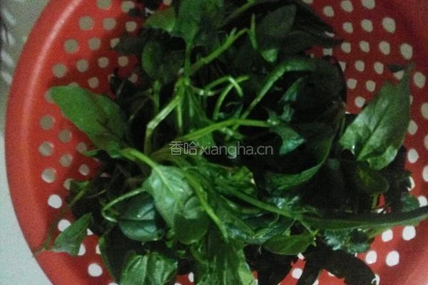 菠菜猪肝鸡蛋汤的做法图解1