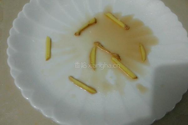 清蒸鲈鱼的做法图解4
