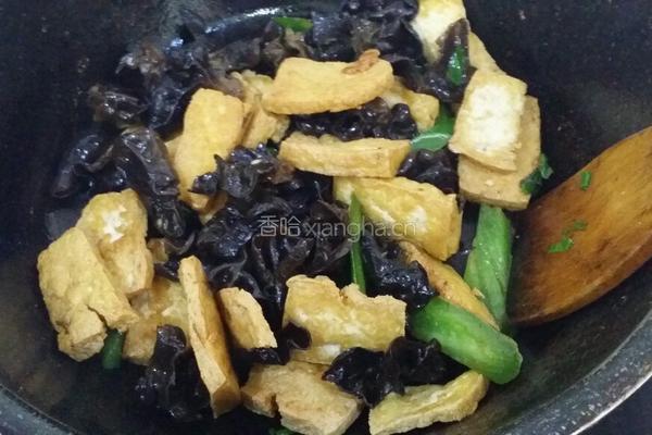 香煎豆腐的做法图解3