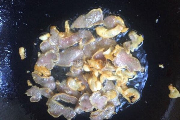 野生藜蒿炒腊肉的做法图解6
