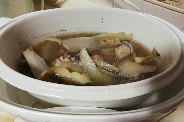 响螺片淮山枸杞汤的做法图解10