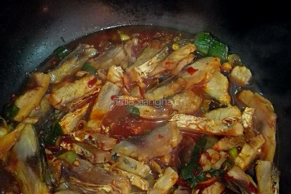 米饭杀手之酱爆咸鱼的做法图解5