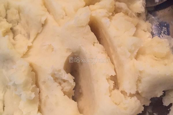 沙拉土豆泥丸的做法图解2
