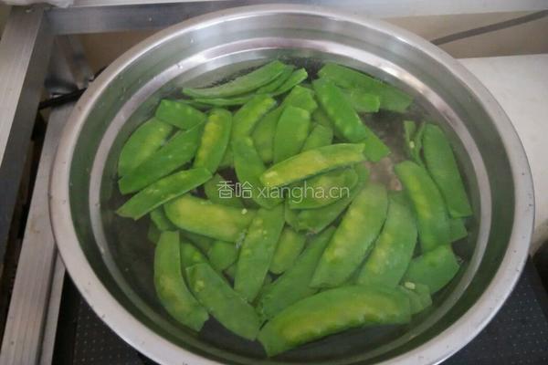 豆干炒荷兰豆的做法图解2