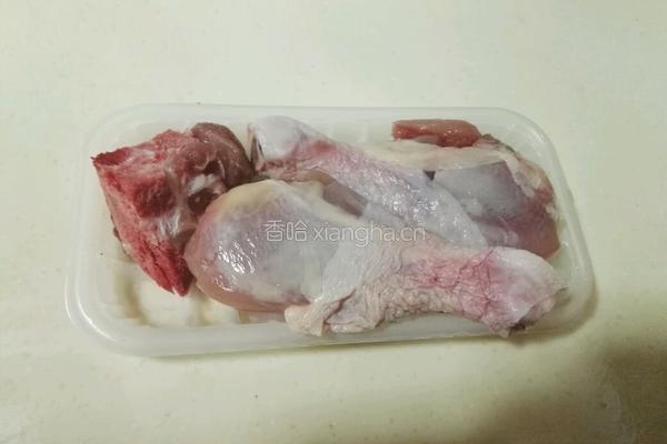 新西兰花胶炖鸡汤的做法图解5