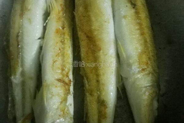 煎焖沙丁鱼的做法图解4