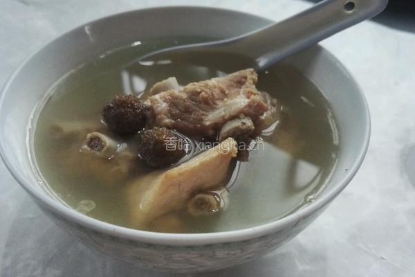 砂仁炖排骨