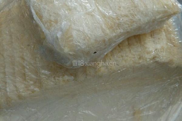 沙律海皇尖的做法图解1