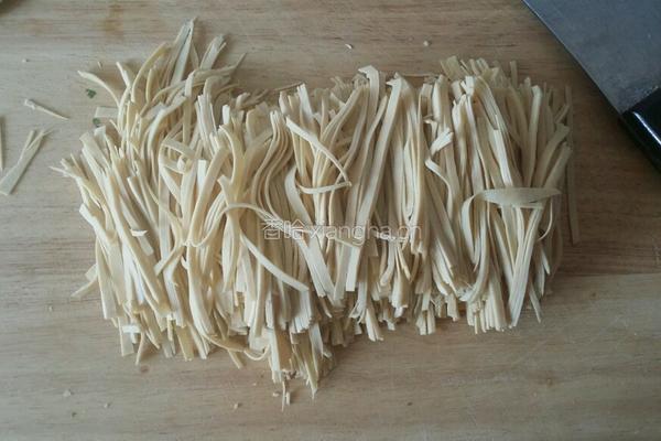 葱油干豆腐的做法图解2