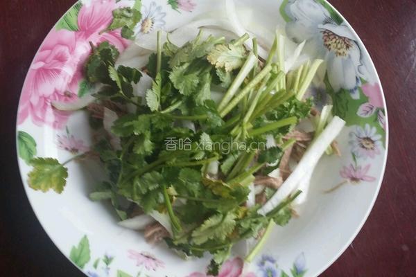 凉拌牛肉丝的做法图解2