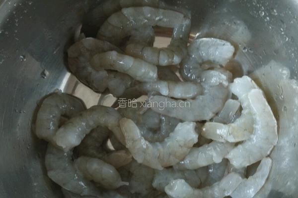 韭菜鸡蛋虾仁饺子的做法图解4