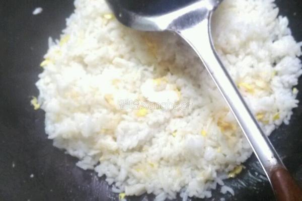 酱油蛋炒饭的做法图解7
