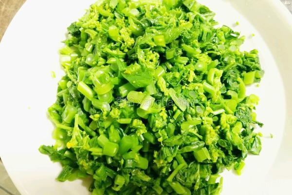 家常开胃辣菜的做法图解2