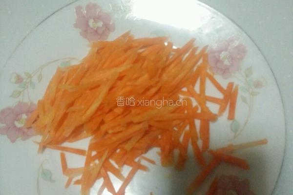 胡萝卜炒豆干的做法图解2