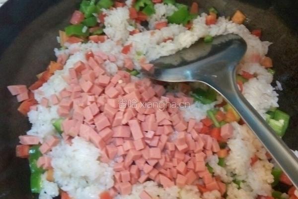 菠萝炒饭的做法图解8