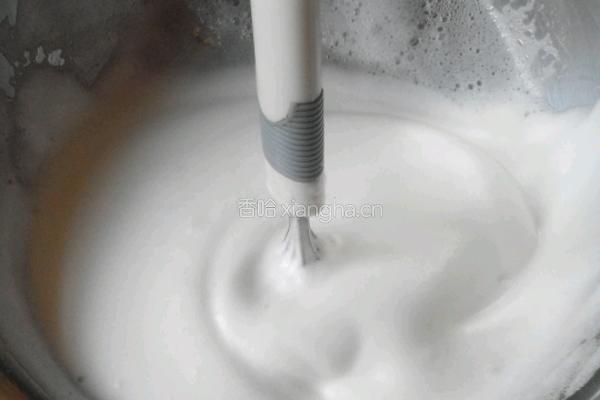 菠菜戚风蛋糕的做法图解7